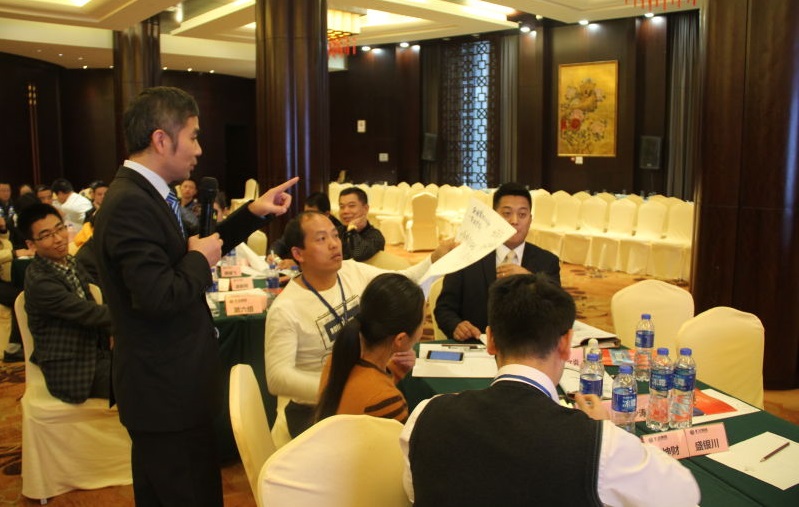  如何與任何人都聊得來？