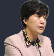 領(lǐng)導(dǎo)干部要強(qiáng)化責(zé)任擔(dān)當(dāng)